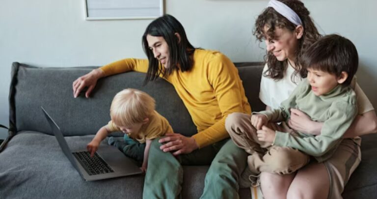 Pyjamaspapper: A Unique Blend of Comfort and Imagination for Sleepyheads